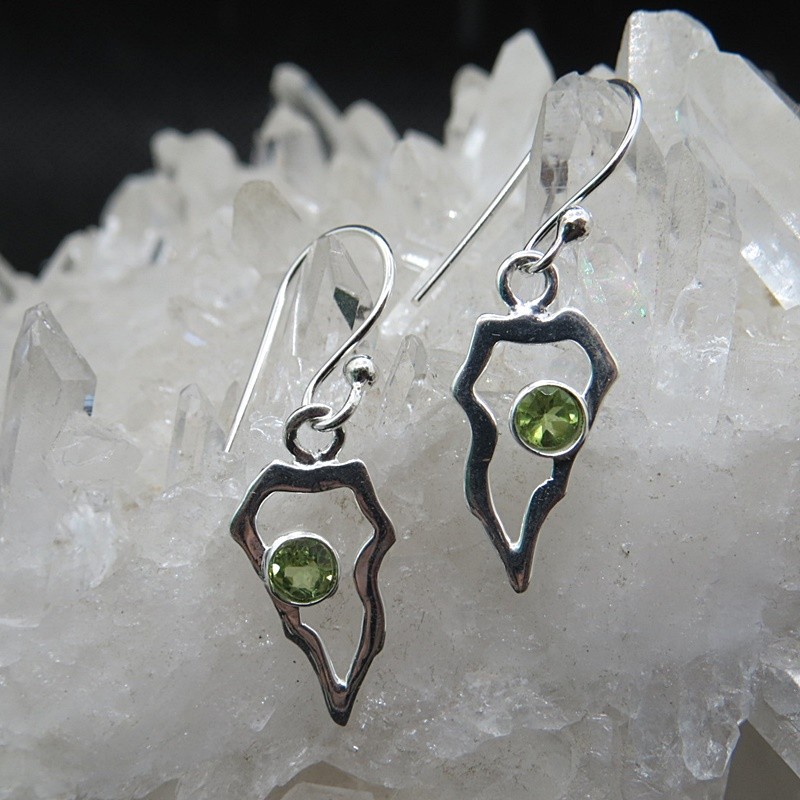 Pendientes olivino y plata