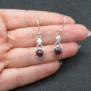 Pendientes granate y plata