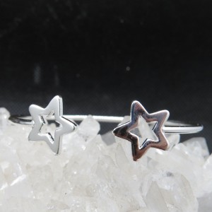 Pulsera rígida estrella plata 925 mm