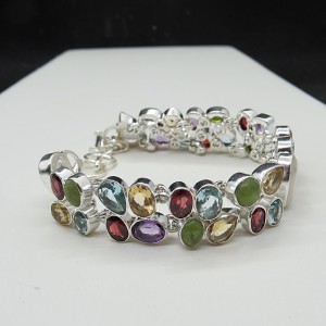 Pulsera joyería en plata de piedras semipreciosas