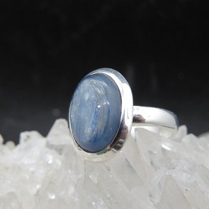 Anillo cianita y plata