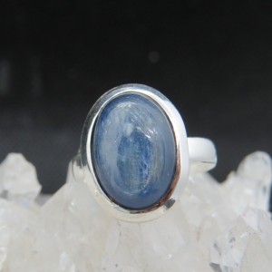 Anillo cianita y plata