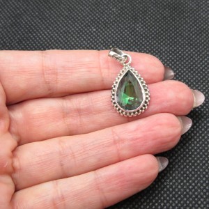 Colgante topacio místico y plata