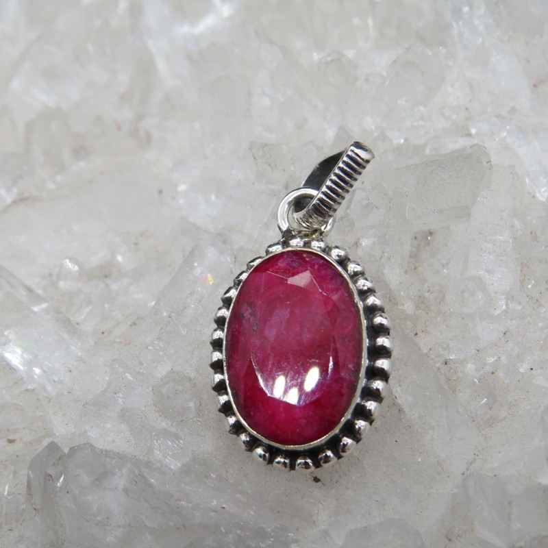 Colgante rubí y plata