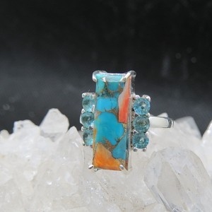 Anillo nácar con turquesa cobre y topacios y plata