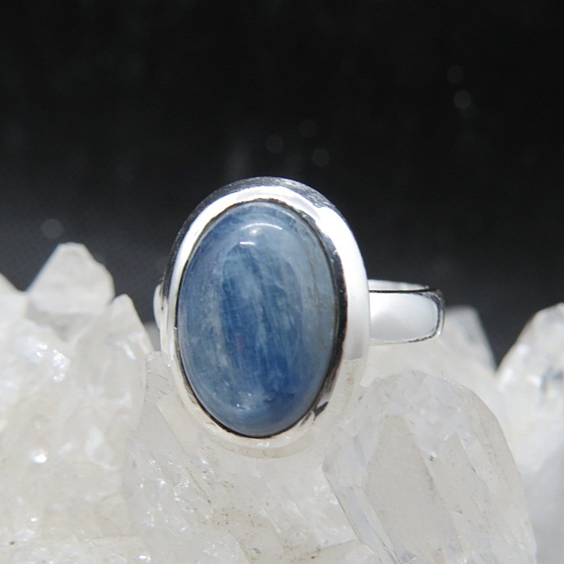 Anillo cianita y plata