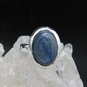 Anillo cianita y plata