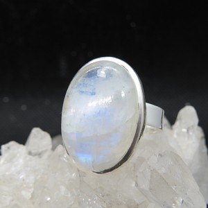 Anillo piedra luna y plata