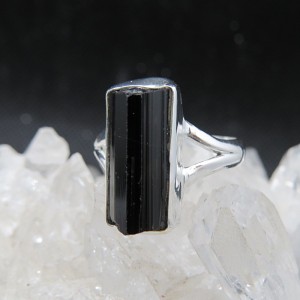 Anillo turmalina y plata