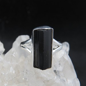 Anillo turmalina y plata
