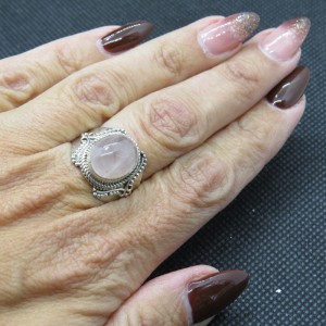 Anillo cuarzo rosa y plata