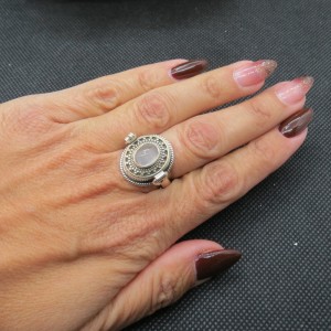 Anillo cofre de los deseos cuarzo rosa y plata