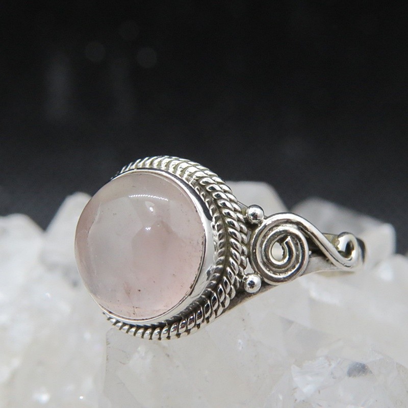Anillo cuarzo rosa y plata
