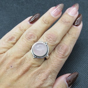 Anillo cuarzo rosa y plata