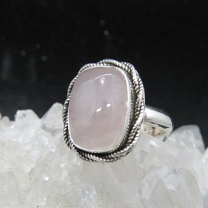 Anillo cuarzo rosa y plata