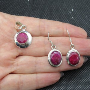 Conjunto rubí y plata