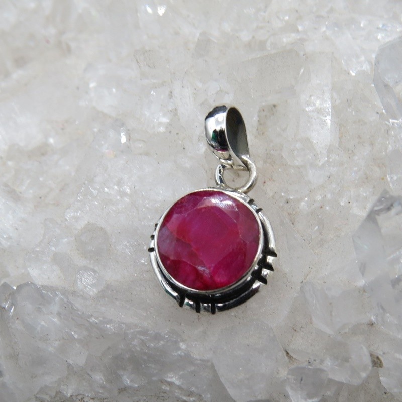 Colgante rubí y plata
