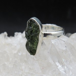 Anillo Moldavita y plata