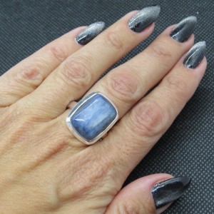 Anillo cianita y plata