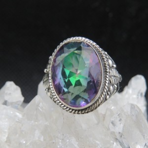 Anillo Topacio Místico y plata