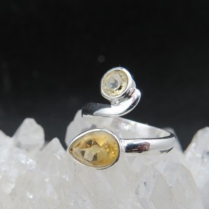 Anillo cuarzo citrino y plata