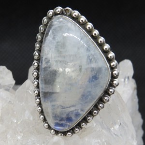 Anillo piedra luna y plata