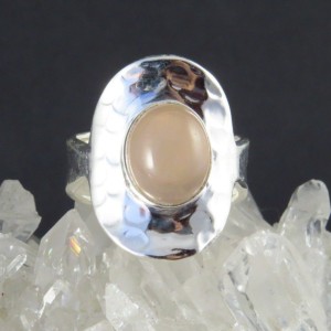 Anillo cuarzo rosa y plata