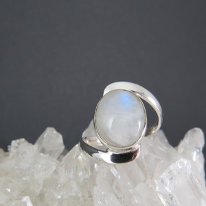 Anillo piedra luna y plata