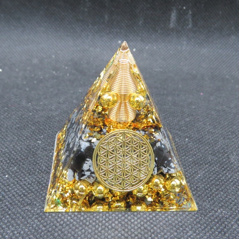 Orgonita Pirámide obsidiana nevada flor de la vida