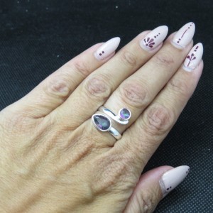 Anillo topacio místico y plata