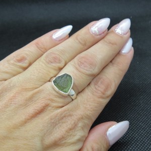 Anillo Moldavita y plata