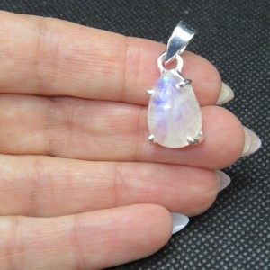 Colgante piedra luna y plata