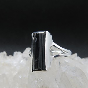 Anillo turmalina y plata