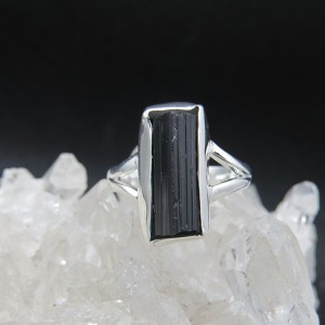 Anillo turmalina y plata