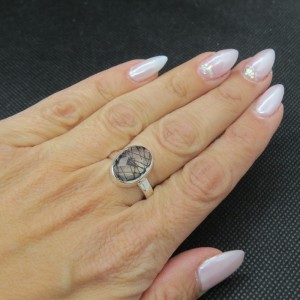 Anillo cuarzo turmalinado y plata