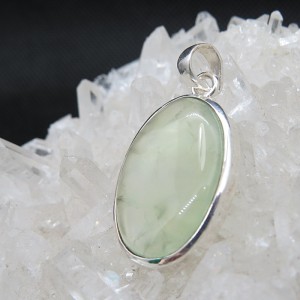 Colgante prehnita y plata