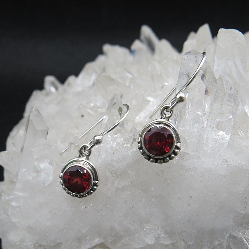 Pendientes granate y plata