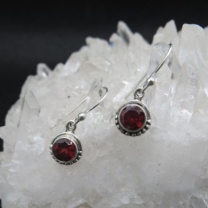 Pendientes granate y plata