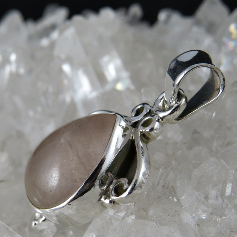Colgante cuarzo rosa y plata Colgante cuarzo rosa y plata