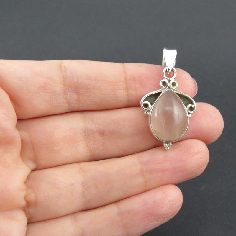 Colgante cuarzo rosa y plata Colgante cuarzo rosa y plata