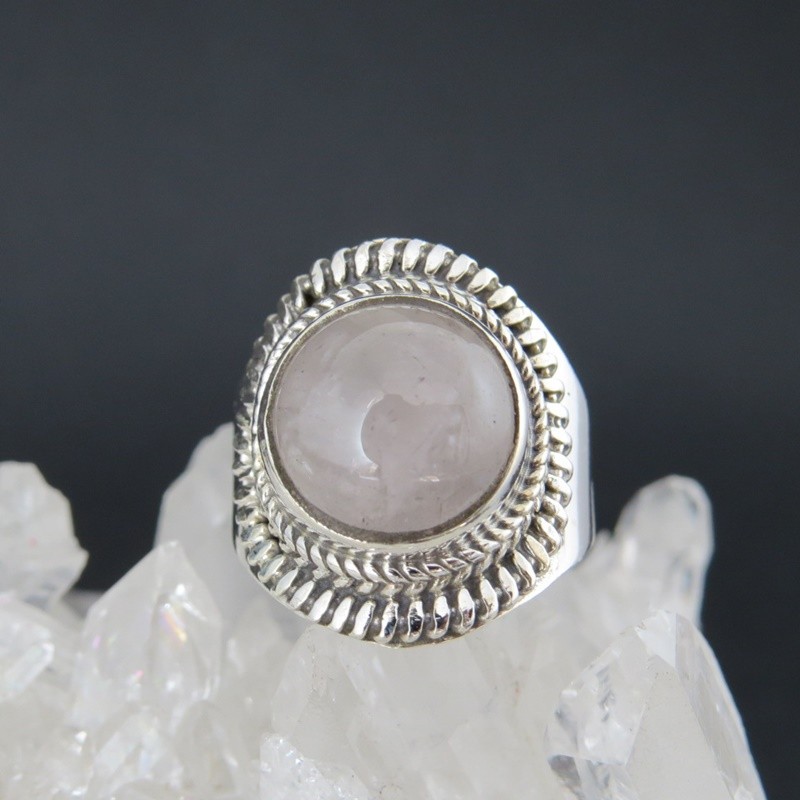 Anillo cuarzo rosa y plata Anillo cuarzo rosa y plata