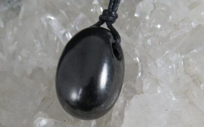 ¿Qué es la Shungit?¿Que propiedades tiene la Shungit?