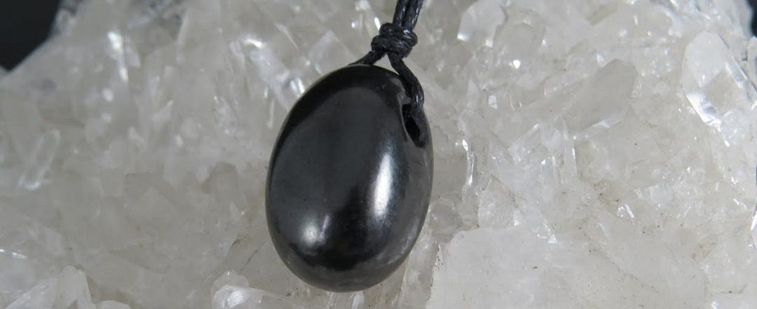 ¿Qué es la Shungit?¿Que propiedades tiene la Shungit?